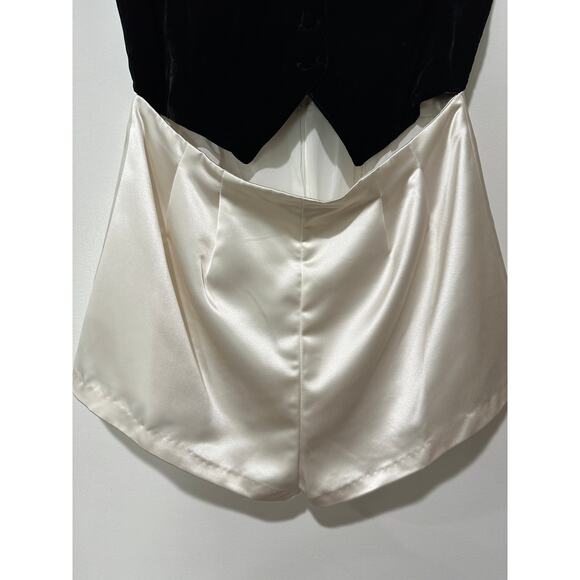 For Love and Lemons Drew Velvet Romper Black White Size Medium NWT Satin Shorts - Picture 8 of 16